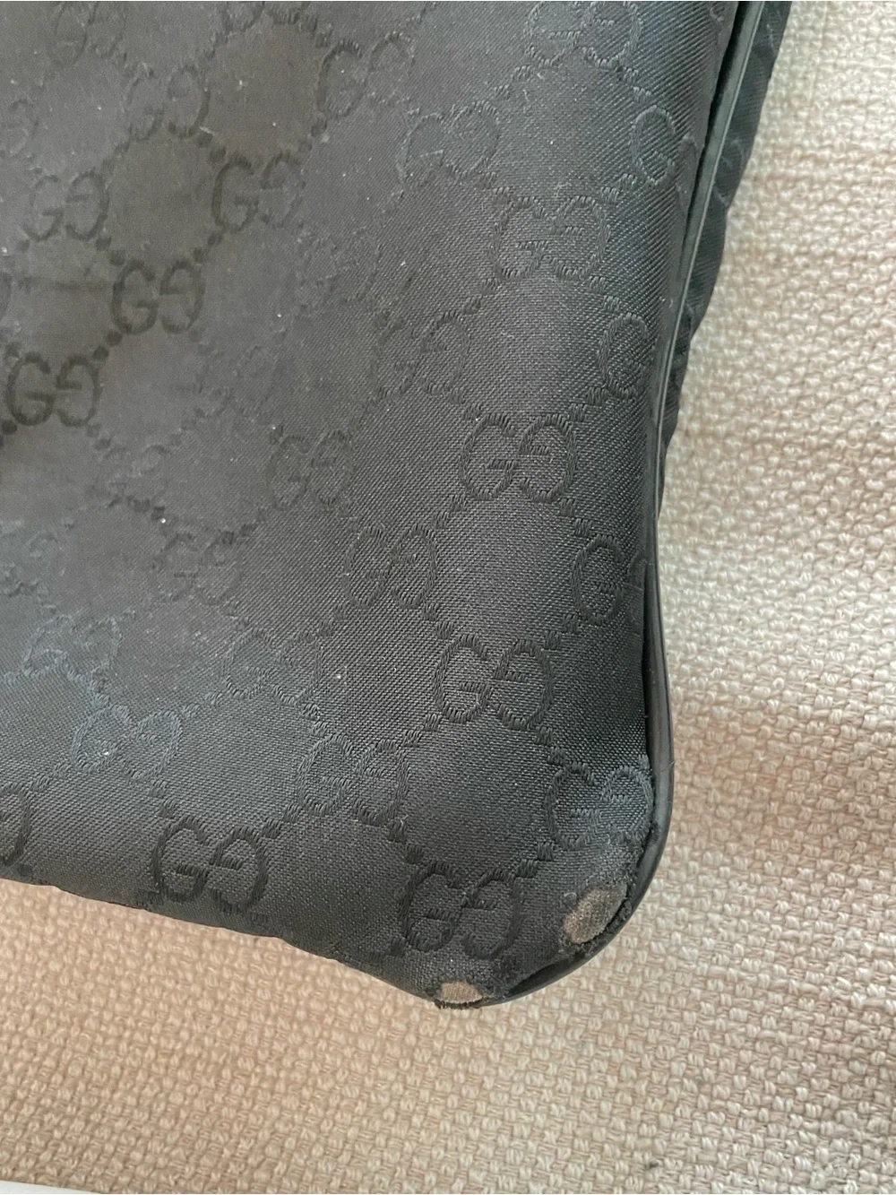 Gucci Black Monogram Crossbody Messenger Bag with Striped Strap